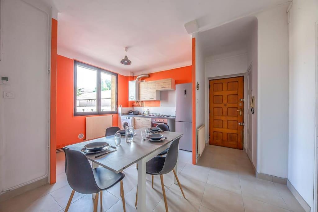 Appartement Au Bord De La Leysse A Σαμπερί Εξωτερικό φωτογραφία